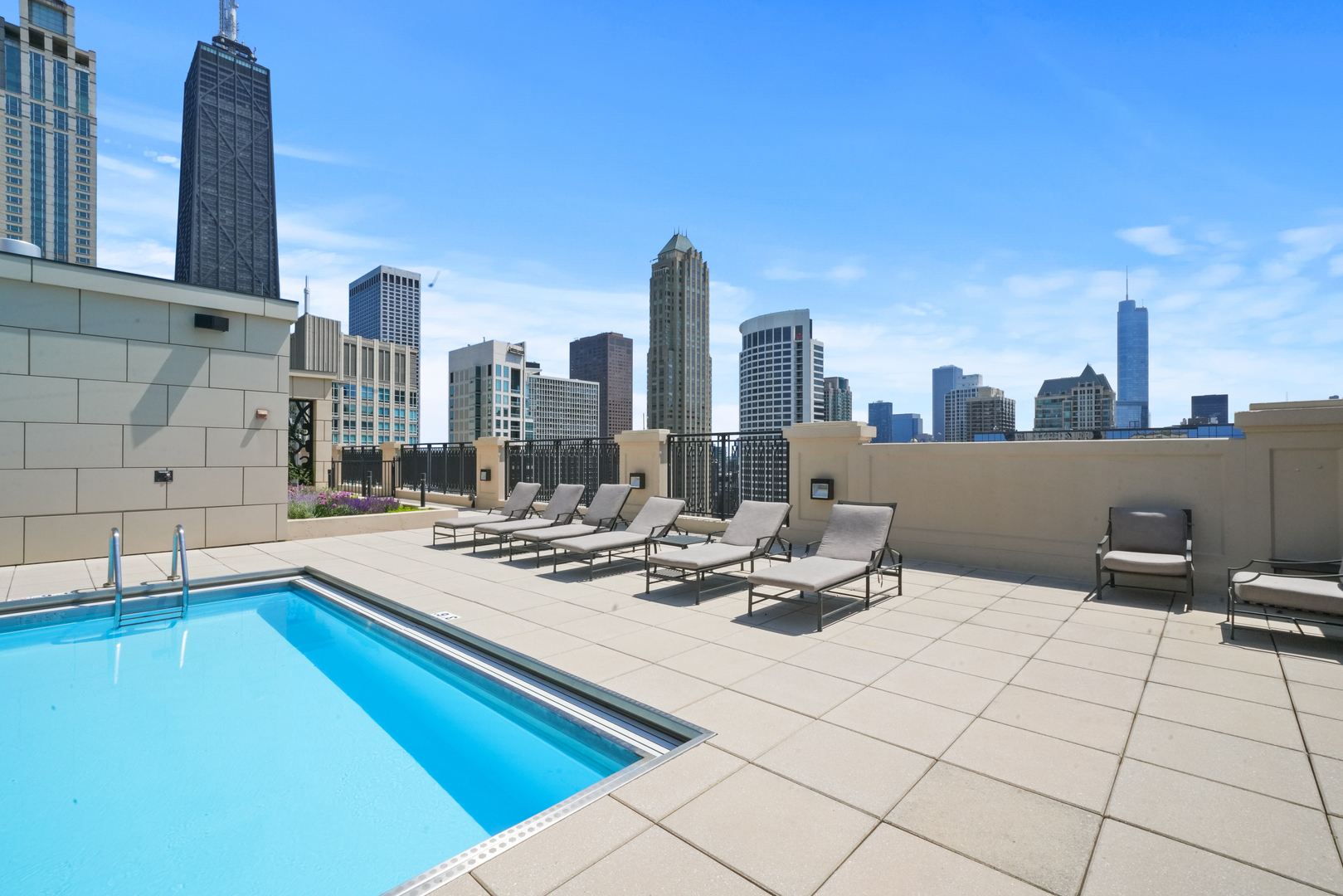 10 East Delaware Place, Unit 34A Chicago, IL 60611 - Photo 49 of 51 a view of a terrace with chairs