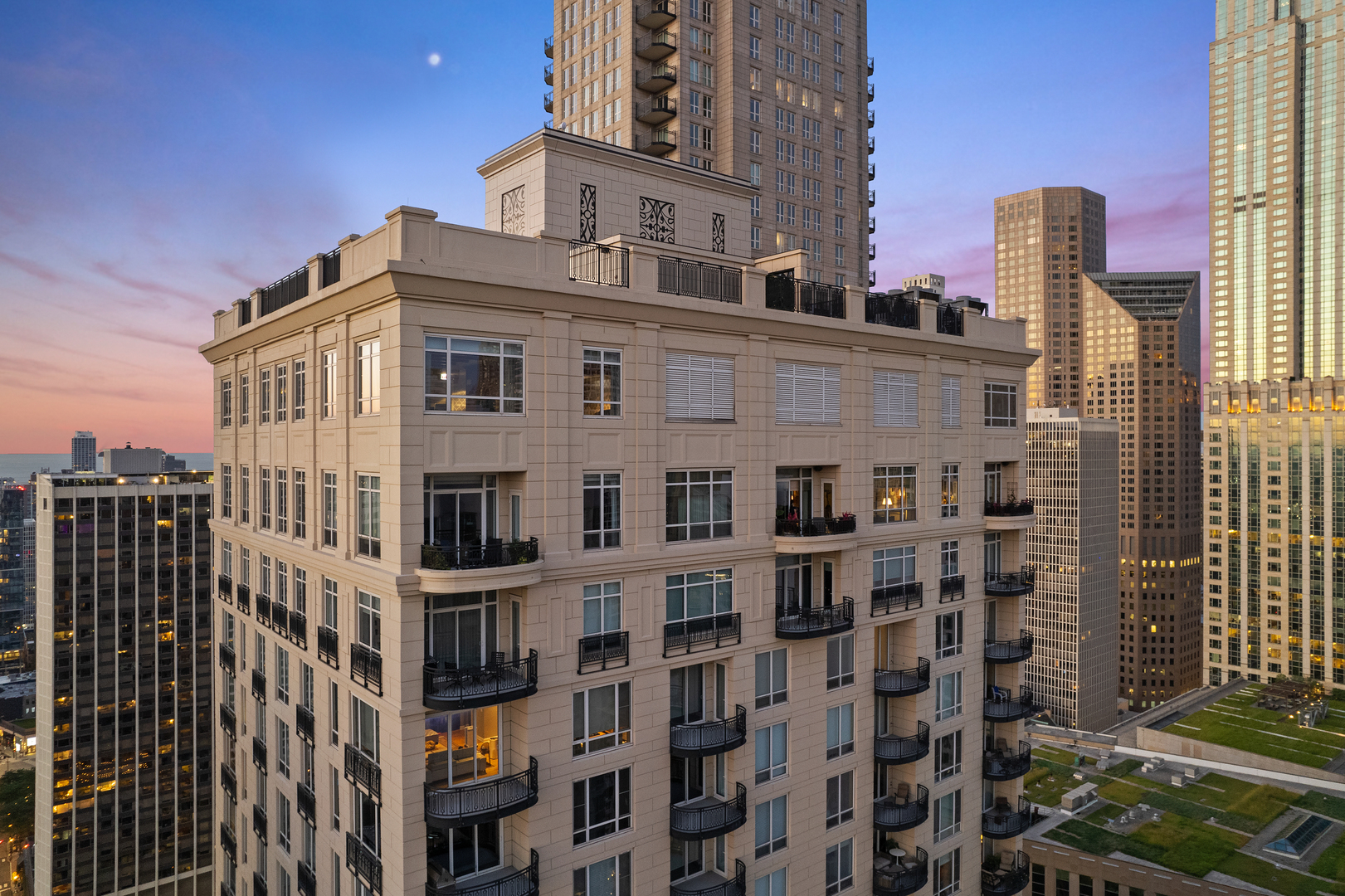 10 East Delaware Place, Unit 34A Chicago, IL 60611 - Photo 50 of 51 a front view of a building with glass windows