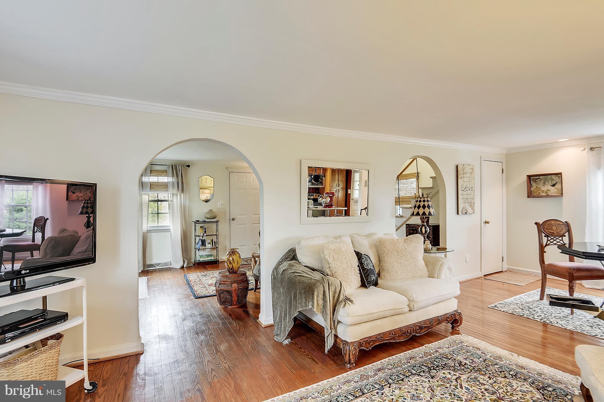 6041 Dickerson Road Tuscarora, MD 21790 - Photo 10 of 30 Family Room again note open feeling