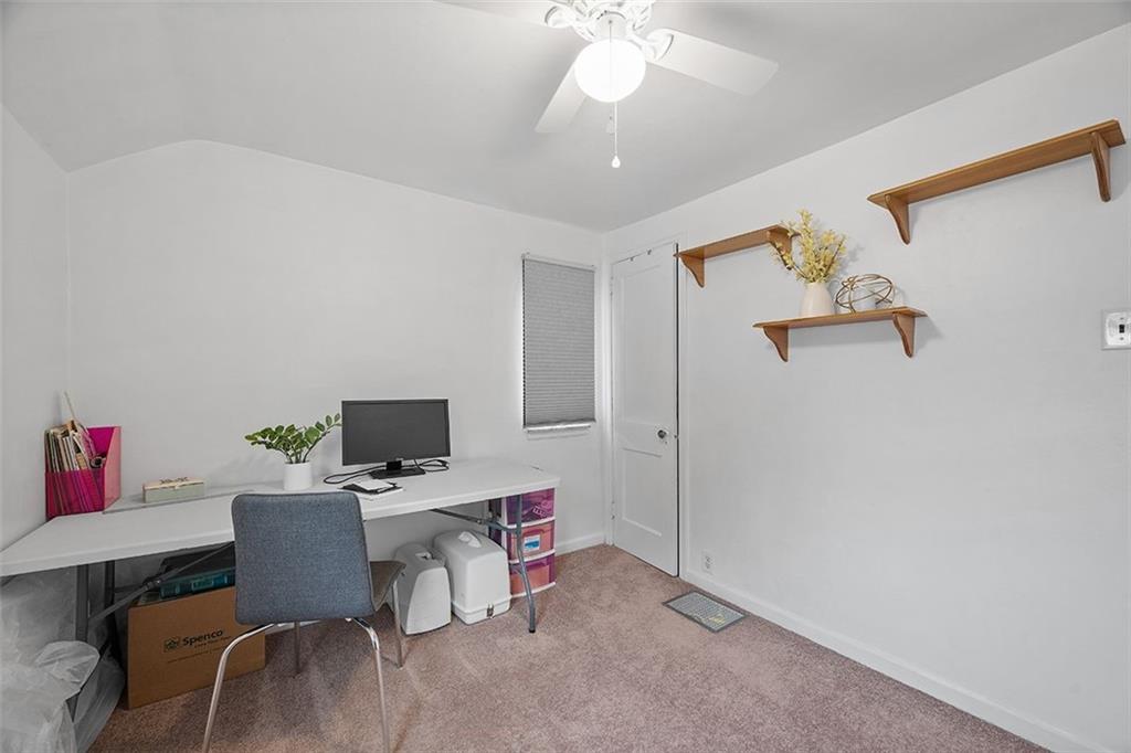 834 Shadycrest Road Pittsburgh, PA 15216 - Photo 23 of 36 Gallery Image 23