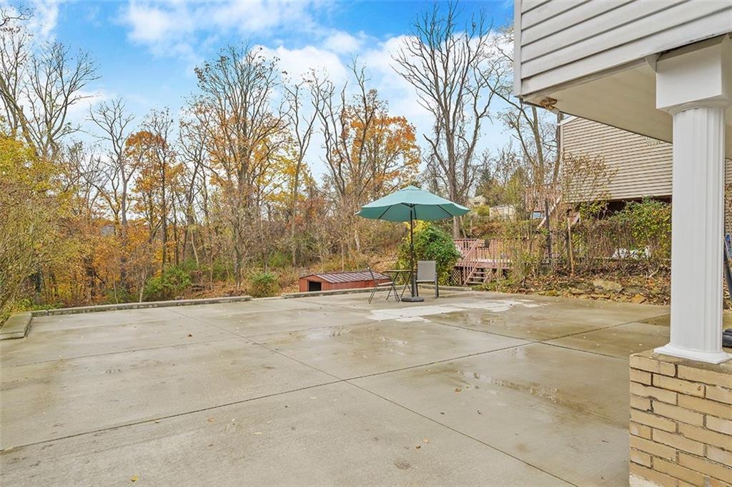 834 Shadycrest Road Pittsburgh, PA 15216 - Photo 28 of 36 Gallery Image 28