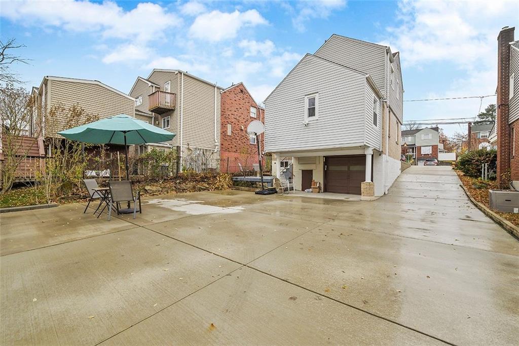834 Shadycrest Road Pittsburgh, PA 15216 - Photo 29 of 36 Gallery Image 29