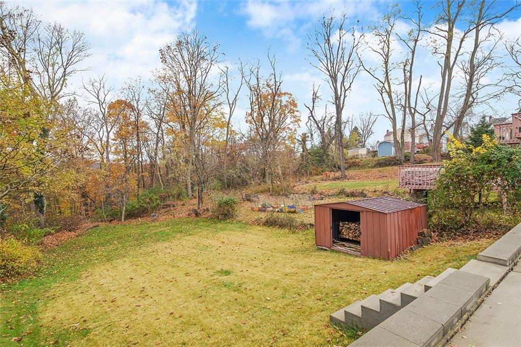 834 Shadycrest Road Pittsburgh, PA 15216 - Photo 32 of 36 Gallery Image 32