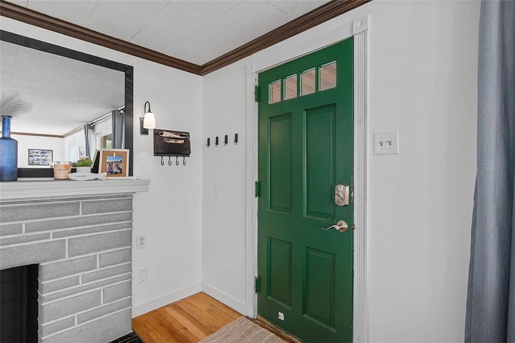 834 Shadycrest Road Pittsburgh, PA 15216 - Photo 7 of 36 Gallery Image 7