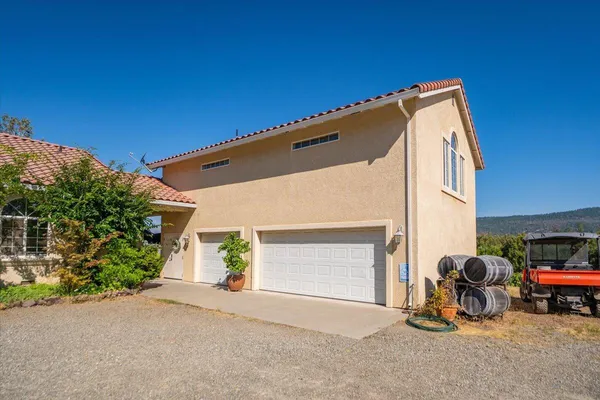 a living room with a couch and a table in it