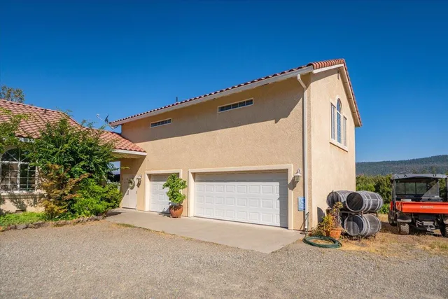 a living room with a couch and a table in it