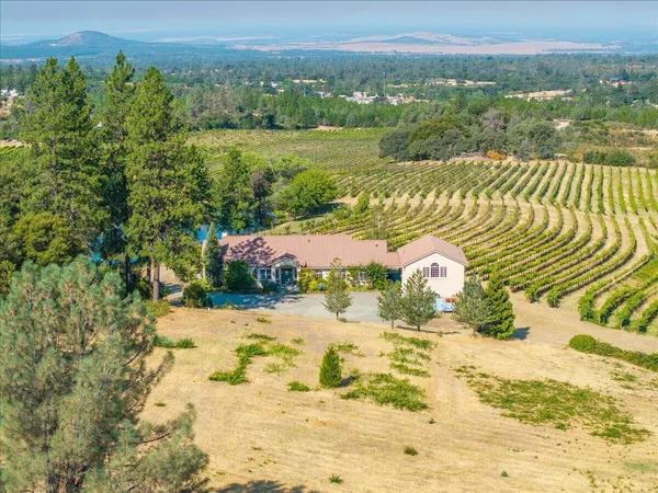 $1,895,000 | 31630 Forward Road, Manton, CA 96059