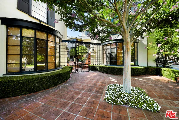 $6,500 | 157 South Rodeo Drive, Beverly Hills, CA 90212
