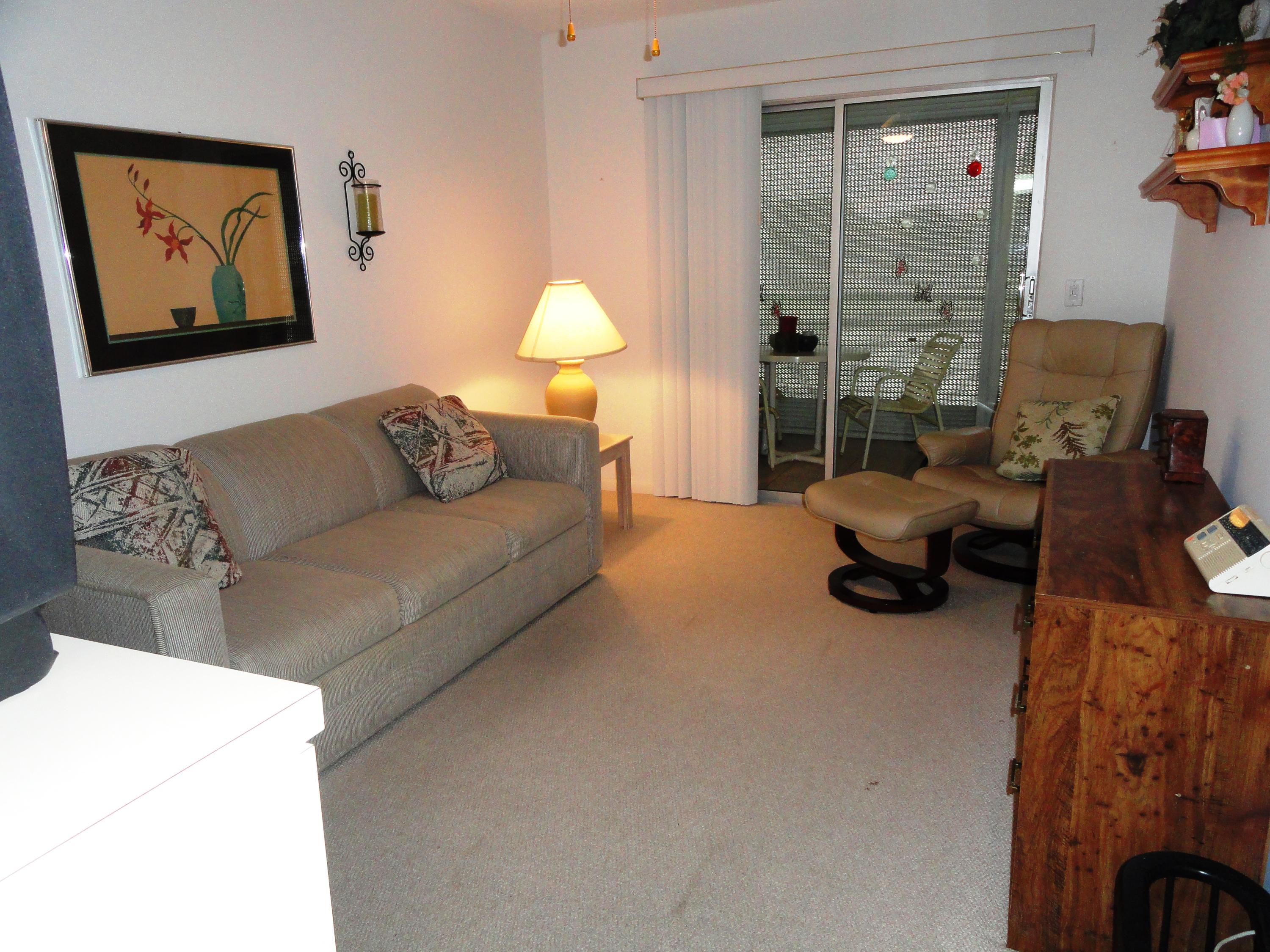 2079 Cornwall East Boca Raton, FL 33434 - Photo 11 of 19 GUEST BEDROOM OR DEN