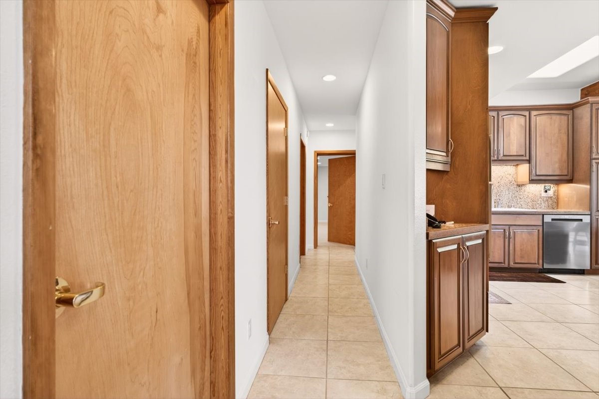 4288 Ridgeway Drive Los Alamos, NM 87544 - Photo 24 of 54