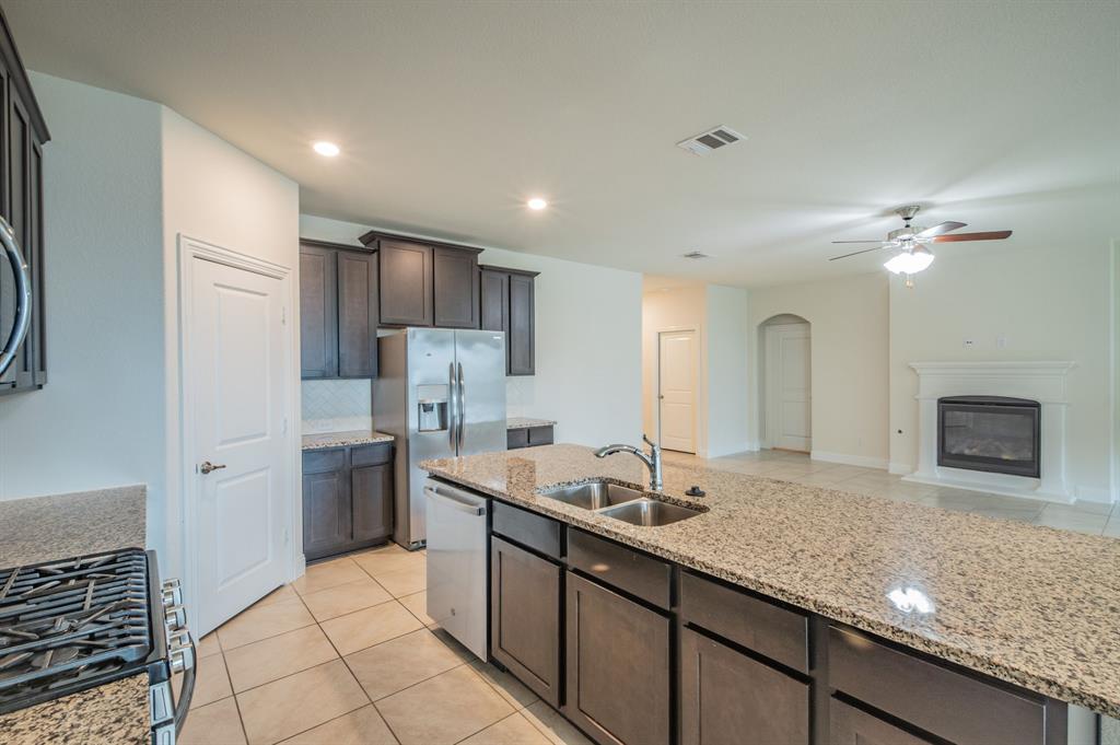 2808 Grizzly Road Aubrey, TX 76227 - Photo 9 of 25