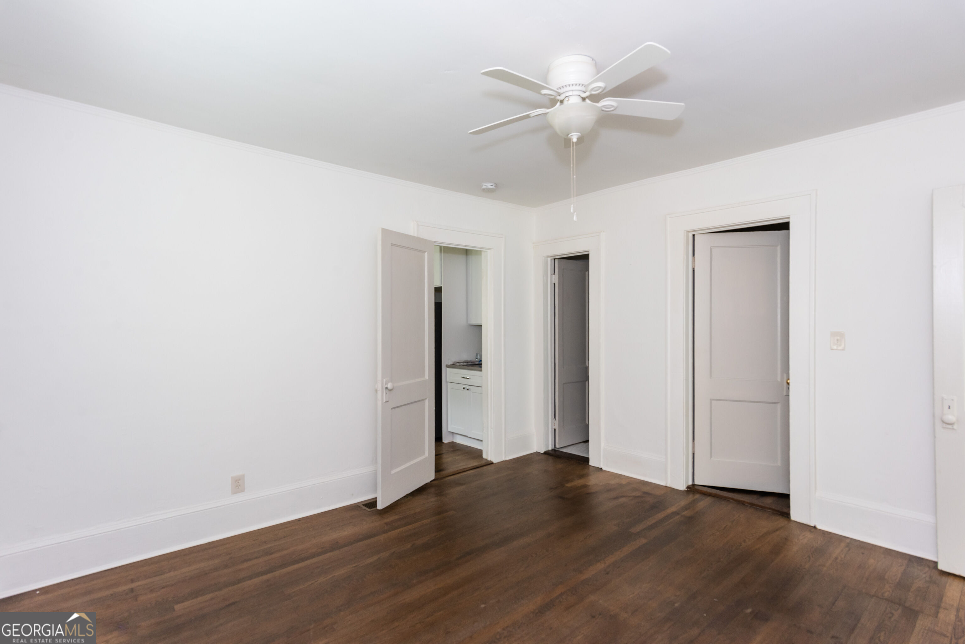 2870 Cheney Street East Point, GA 30344 - Photo 10 of 21 Gallery Image 10