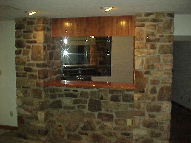 1332 Waldheim Road Salem, VA 24153 - Photo 9 of 10 Wet Bar