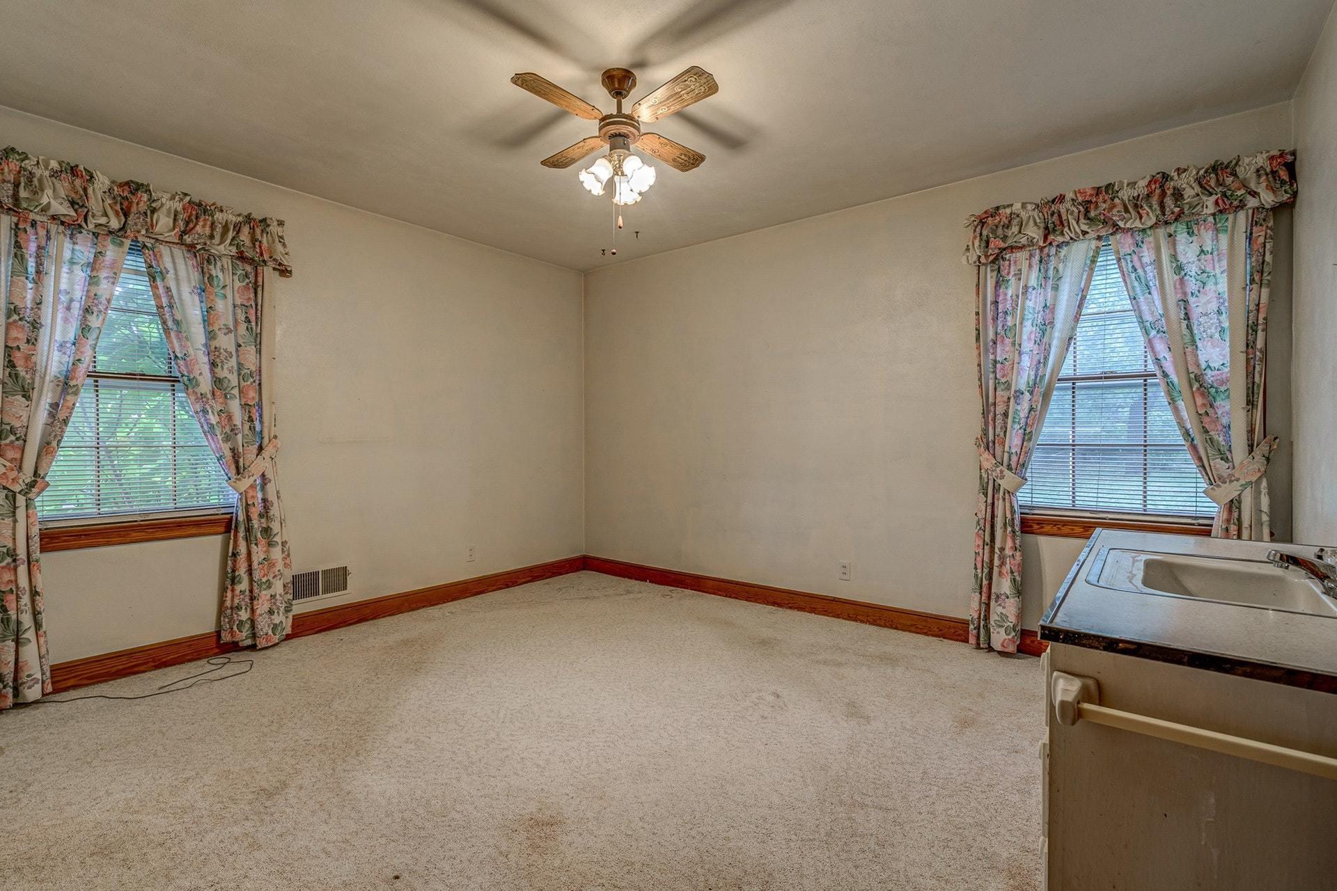 6610 Sherry Road Roanoke, VA 24019 - Photo 10 of 32 010-330457-6610 Sherry Road 010_8322367