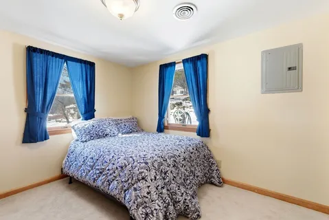 $879,900 | 43 Woodside Lane, Arlington, MA 02474