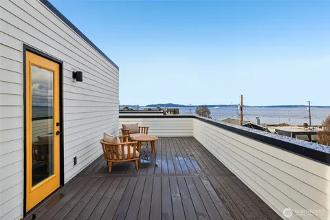 $989,000 | 2626 A 58th Avenue Southwest, Seattle, WA 98116