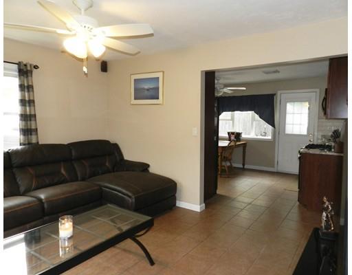 4 Woodbine Road Stoughton, MA 02072 - Photo 4 of 15 Gallery Image 4