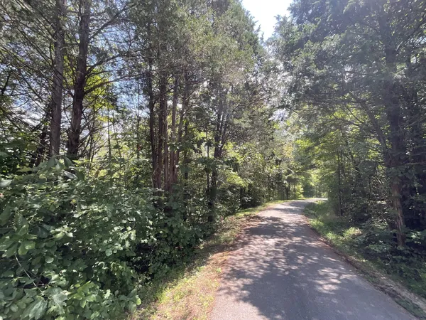 $136,000 | 5 Lyle Hollow Road, Palmyra, TN 37142