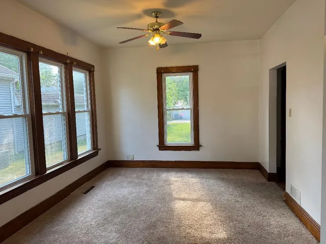 $1,100 | 743 South Wildwood Avenue, Kankakee, IL 60901