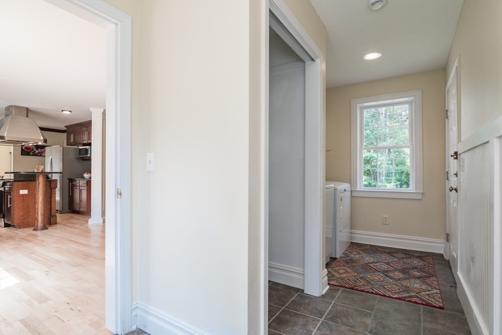 958 East Pleasant Street Amherst, MA 01002 - Photo 22 of 42 a view of a hallway with a bathroom