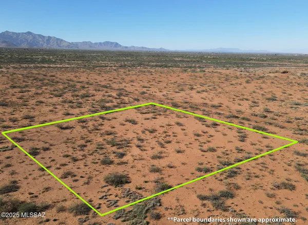 $4,900 | 2.13-acres East 2.13-acres E Carney Street, Unit 56, Pearce, AZ 85625