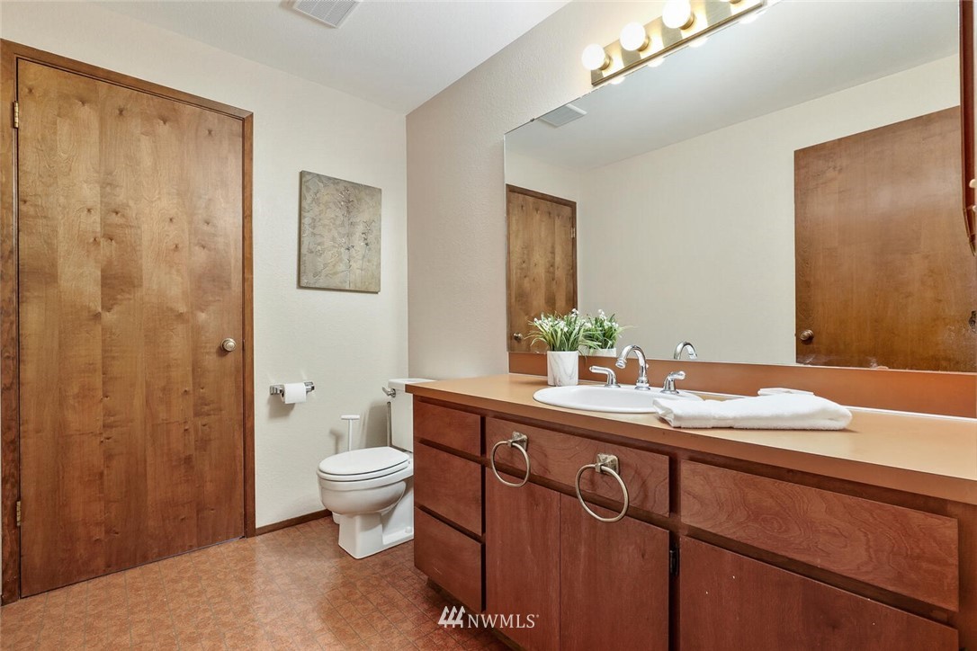 31748 West Rutherford Street Carnation, WA 98014 - Photo 14 of 24 Gallery Image 14