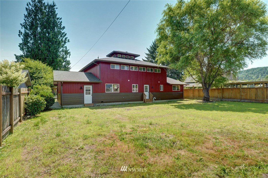 31748 West Rutherford Street Carnation, WA 98014 - Photo 24 of 24 Gallery Image 24