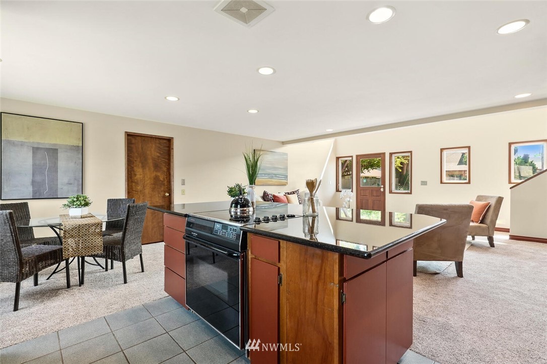 31748 West Rutherford Street Carnation, WA 98014 - Photo 10 of 24 Gallery Image 10