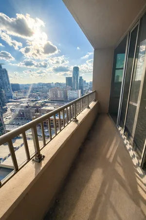 $3,500 | 200 North Jefferson Street, Unit 1901, Chicago, IL 60661