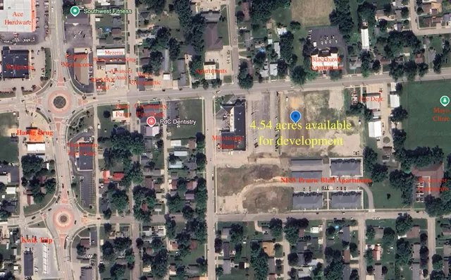 $2 | 700 East Blackhawk Avenue, Prairie du Chien, WI 53821