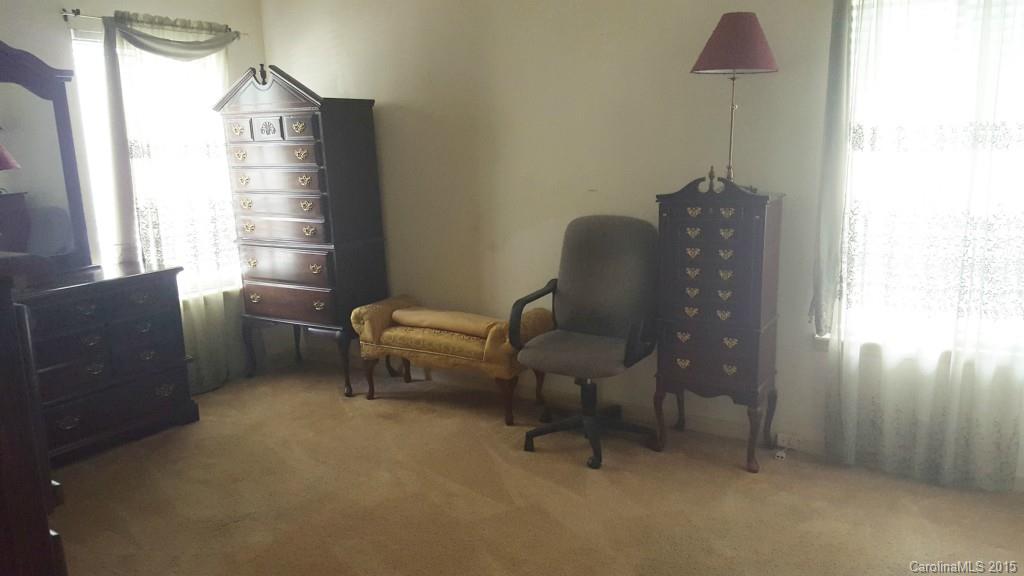 7015 Porterfield Road Charlotte, NC 28226 - Photo 12 of 21 Gallery Image 12