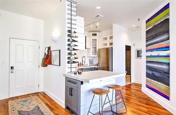$395,000 | 385 Westminster Street, Unit 3E, Providence, RI 02903