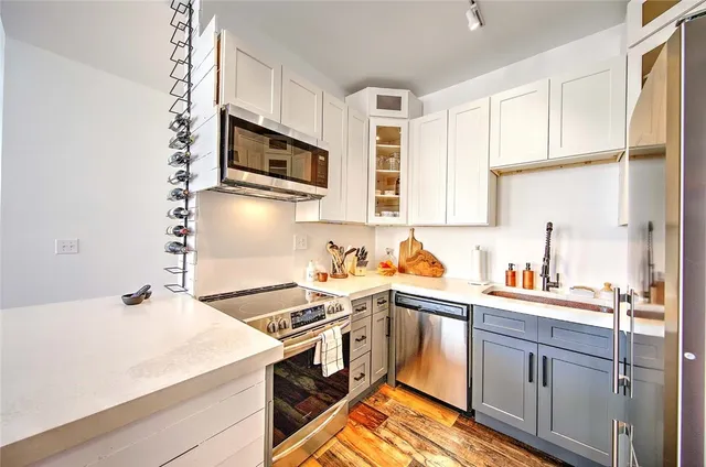 $395,000 | 385 Westminster Street, Unit 3E, Providence, RI 02903