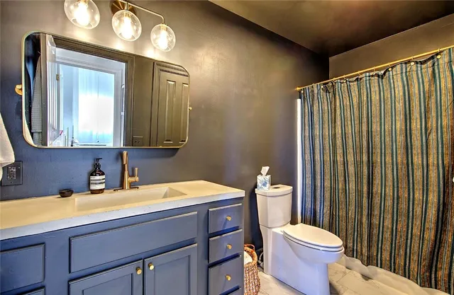 $395,000 | 385 Westminster Street, Unit 3E, Providence, RI 02903