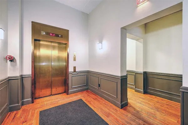 $395,000 | 385 Westminster Street, Unit 3E, Providence, RI 02903