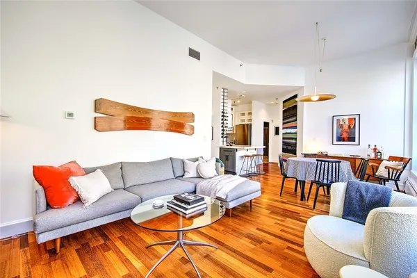 $395,000 | 385 Westminster Street, Unit 3E, Providence, RI 02903