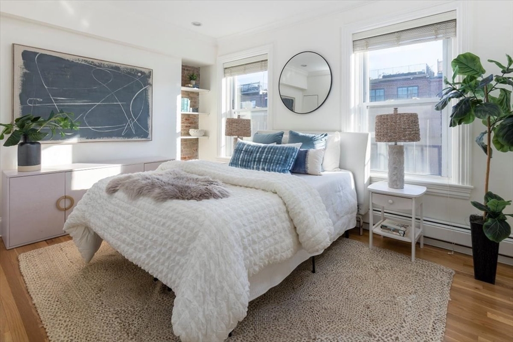 20 Union Park, Unit 4 Boston, MA 02118 - Photo 8 of 11