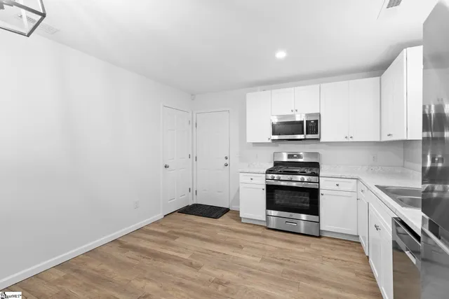 $184,900 | 109 Colleton Lane, Clinton, SC 29325