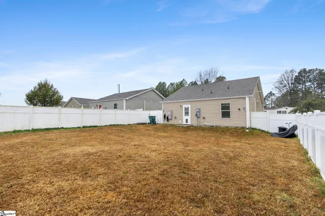 $184,900 | 109 Colleton Lane, Clinton, SC 29325