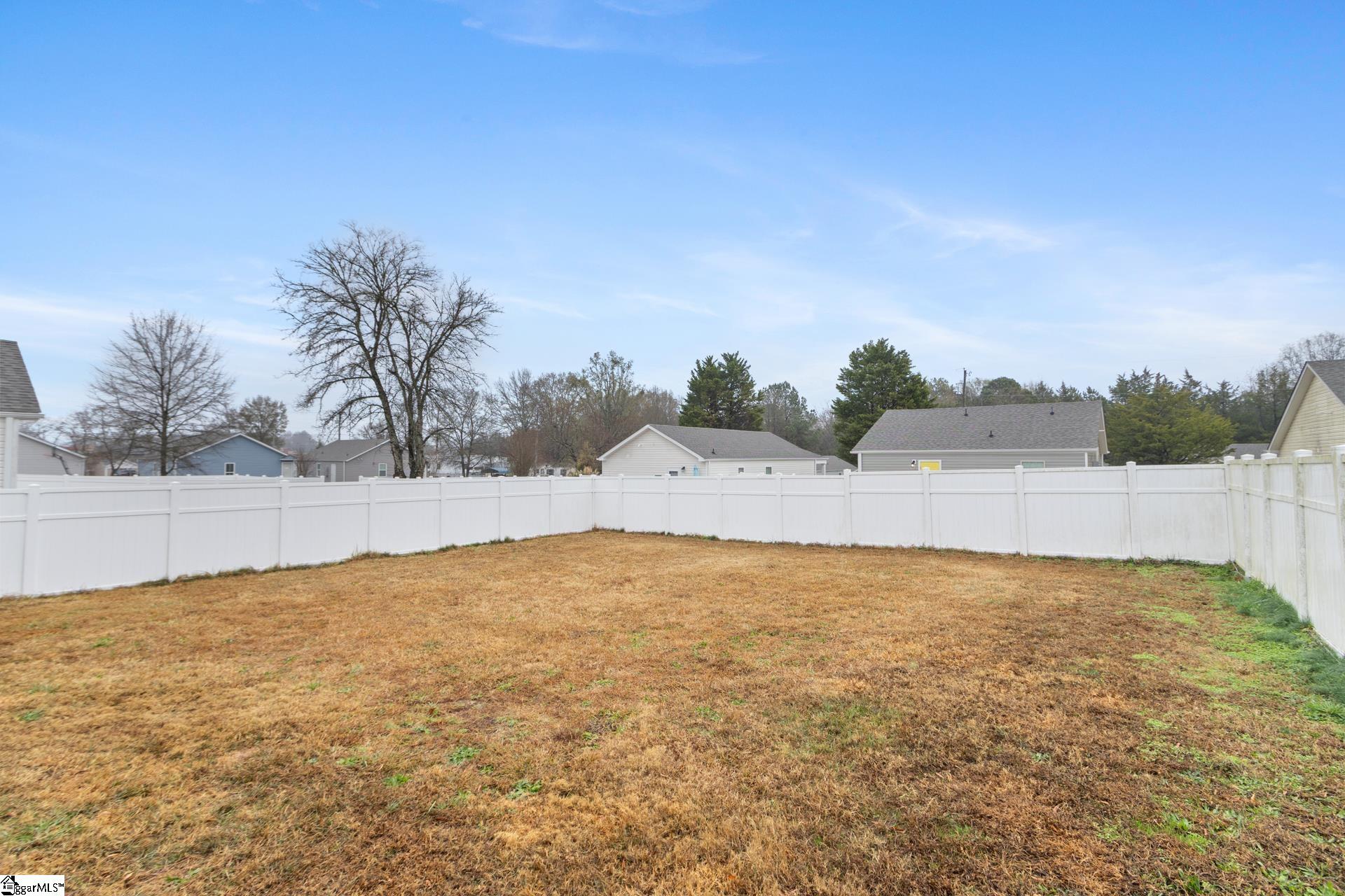 109 Colleton Lane Clinton, SC 29325 - Photo 27 of 30