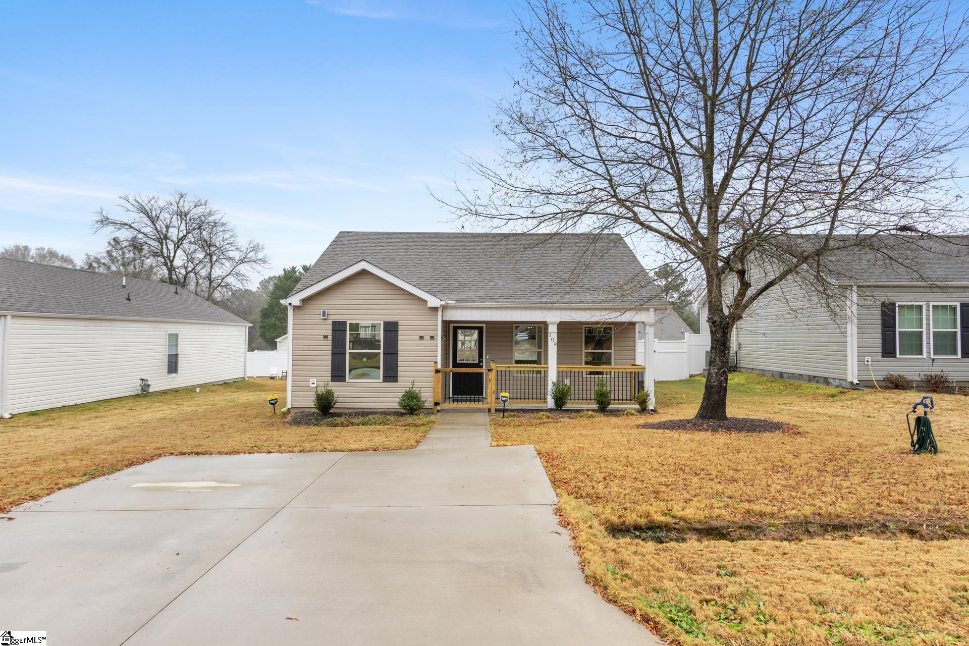 109 Colleton Lane Clinton, SC 29325 - Photo 28 of 30