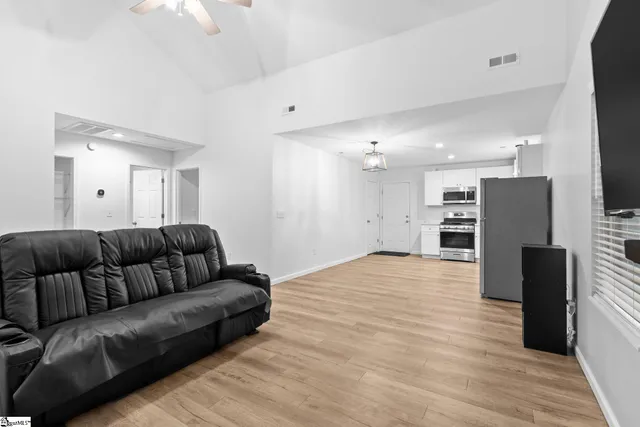 $184,900 | 109 Colleton Lane, Clinton, SC 29325