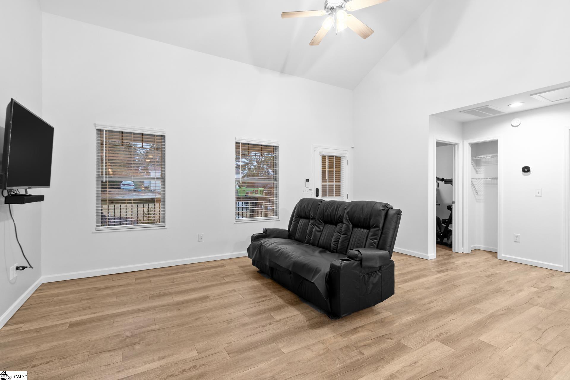 109 Colleton Lane Clinton, SC 29325 - Photo 8 of 30