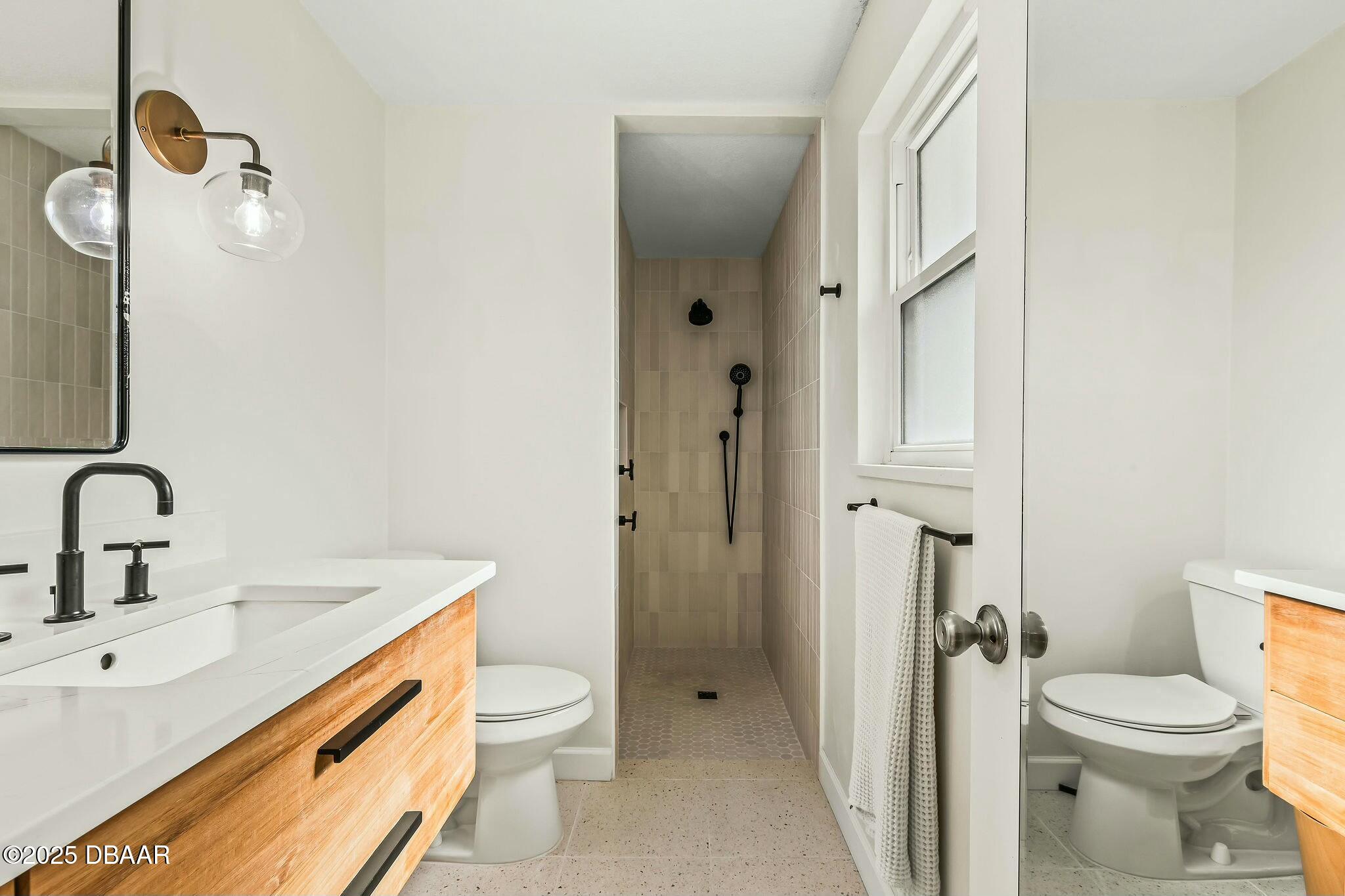 860 Lindenwood Circle Ormond Beach, FL 32174 - Photo 28 of 44 walk in shower