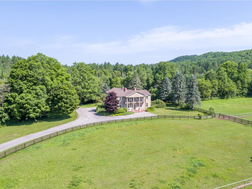 2725 Thompsonburg Road Londonderry, VT 05155 - Photo 4 of 35