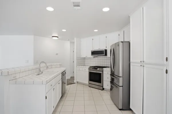 $549,999 | 4002 Heartland Way, Turlock, CA 95382