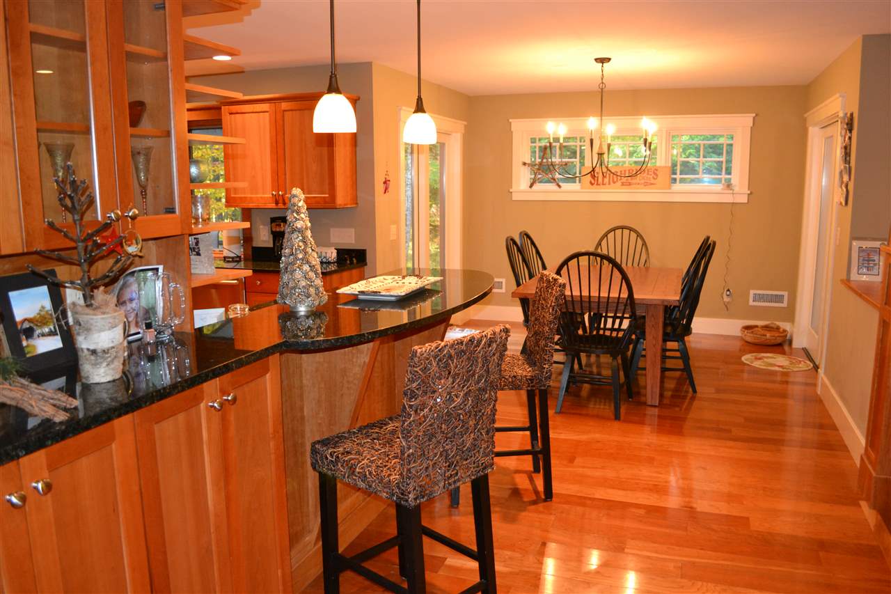 1596 Willard Road Hartford, VT 05059 - Photo 11 of 29 Gallery Image 11