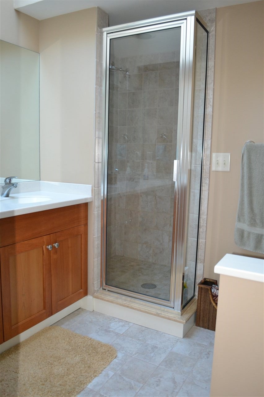 1596 Willard Road Hartford, VT 05059 - Photo 19 of 29 Gallery Image 19