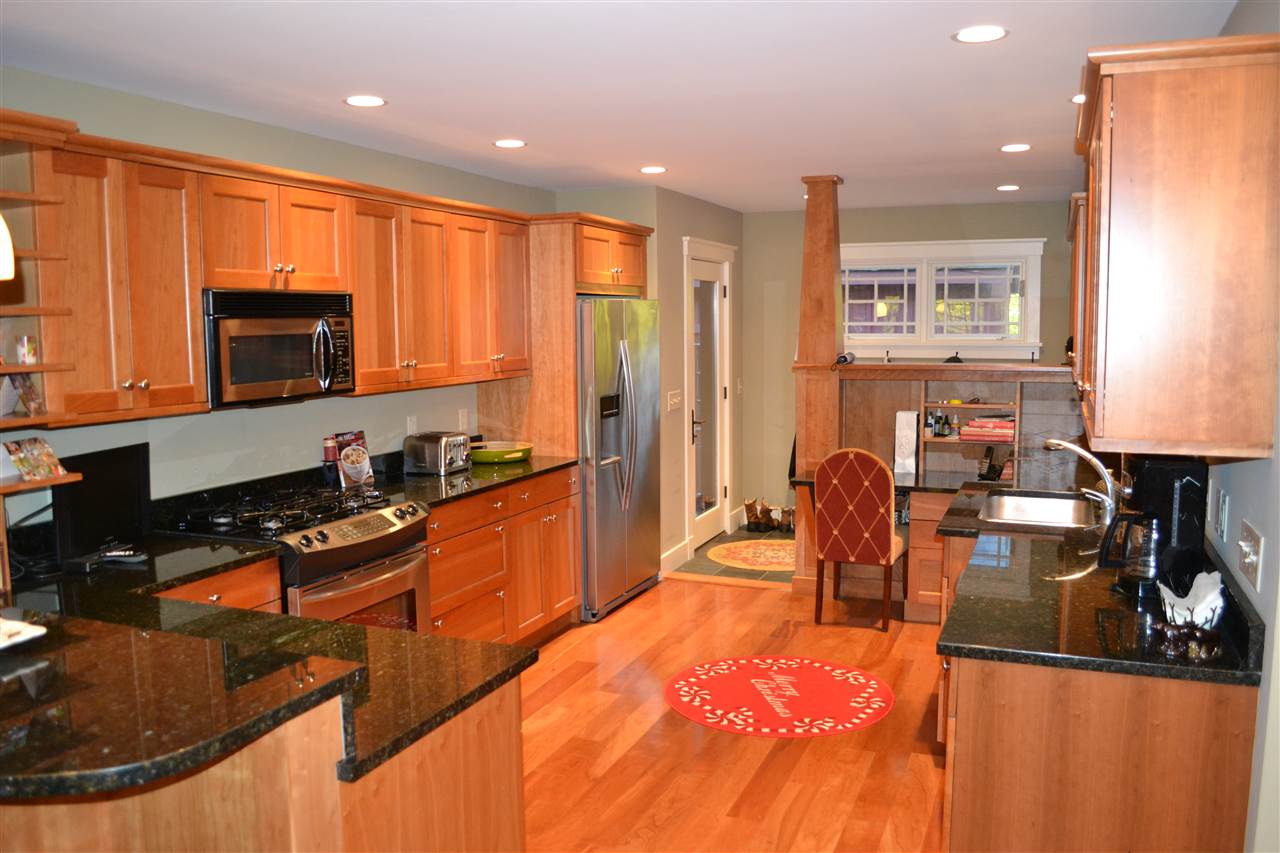 1596 Willard Road Hartford, VT 05059 - Photo 6 of 29 Gallery Image 6