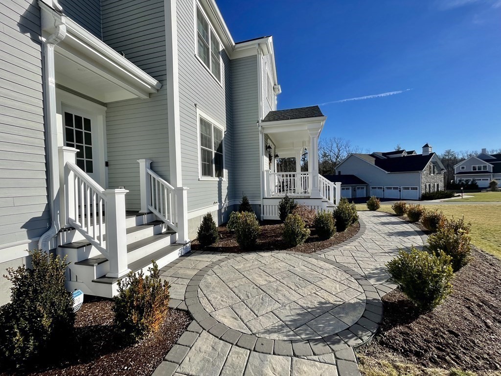 9 Curtis Farm Road Norwell, MA 02061 - Photo 2 of 42 Gallery Image 2